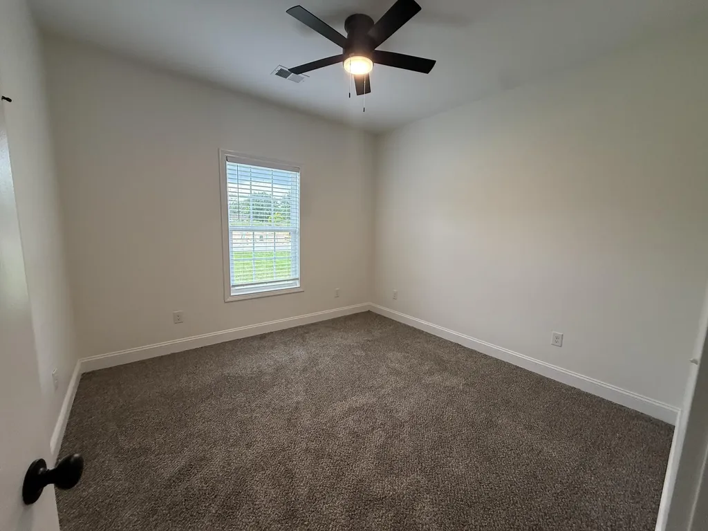 302 Cinchpost Circle London KY 40744