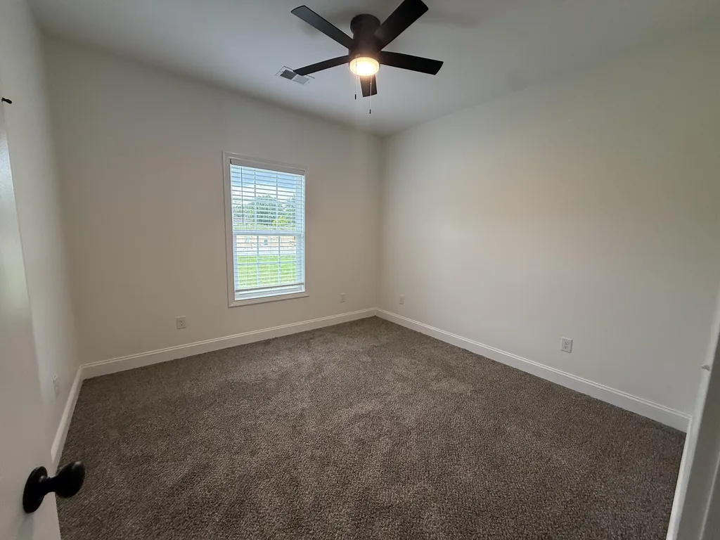 302 Cinchpost Circle London KY 40744
