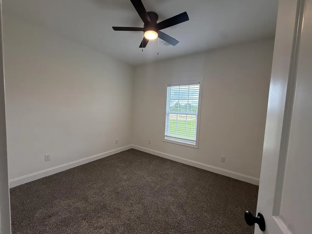 302 Cinchpost Circle London KY 40744
