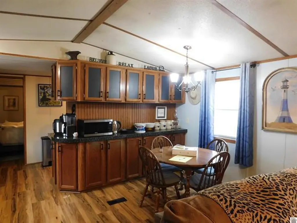 138 White Dove Lane Gilbertsville KY 42044
