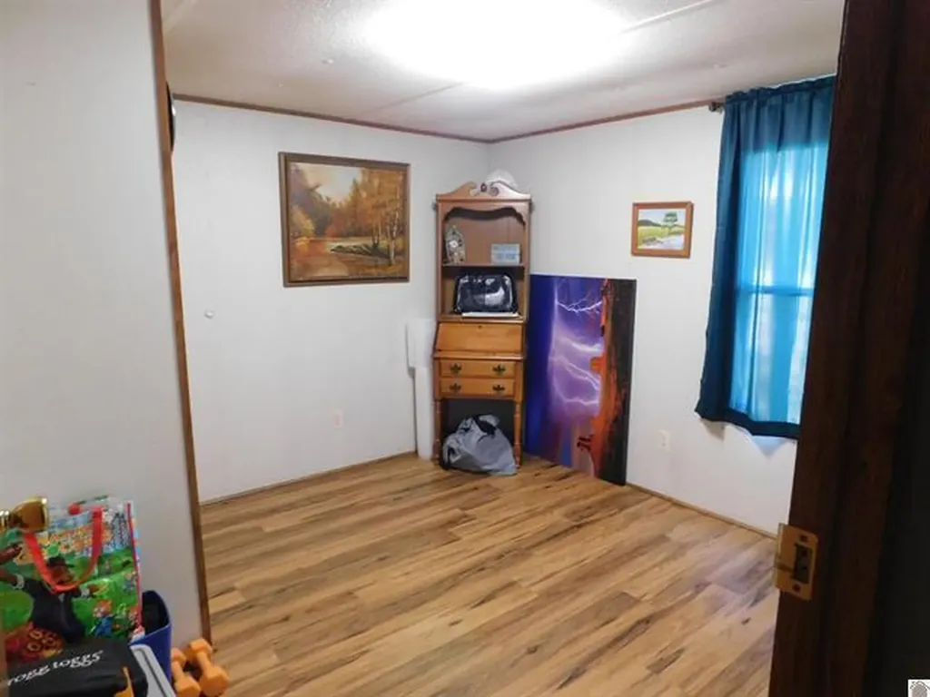 138 White Dove Lane Gilbertsville KY 42044