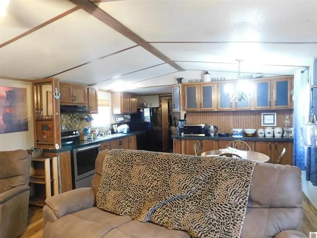 138 White Dove Lane Gilbertsville KY 42044