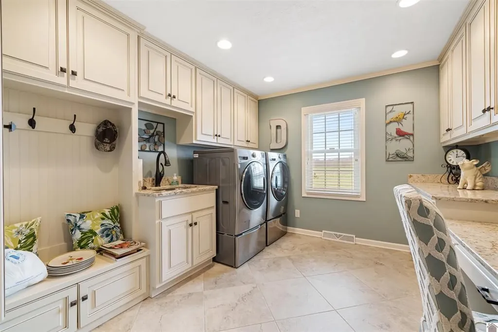99 Merit Road Mayfield KY 42066
