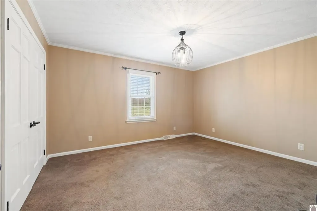 99 Merit Road Mayfield KY 42066