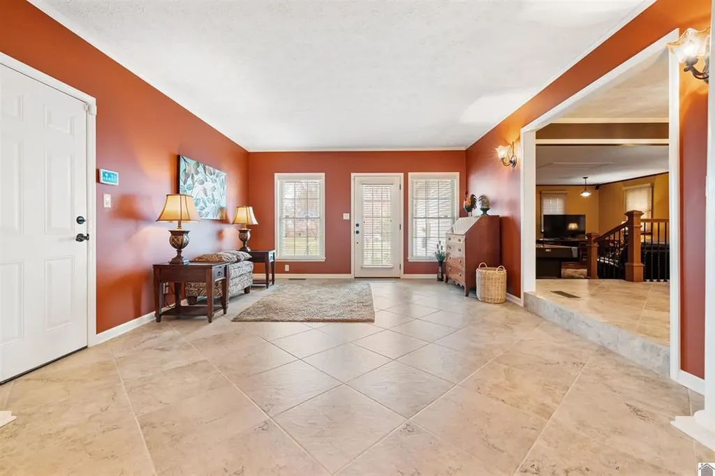 99 Merit Road Mayfield KY 42066