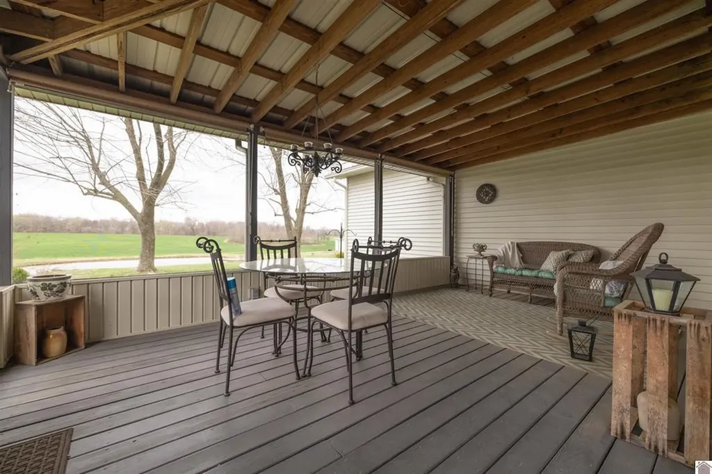 99 Merit Road Mayfield KY 42066