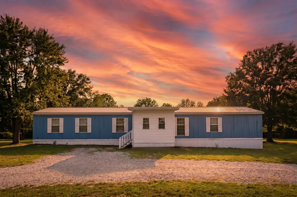 212 Virginia Circle Cadiz KY 42211