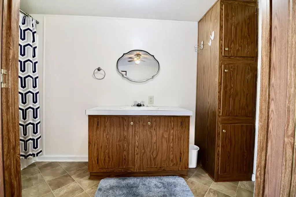 212 Virginia Circle Cadiz KY 42211