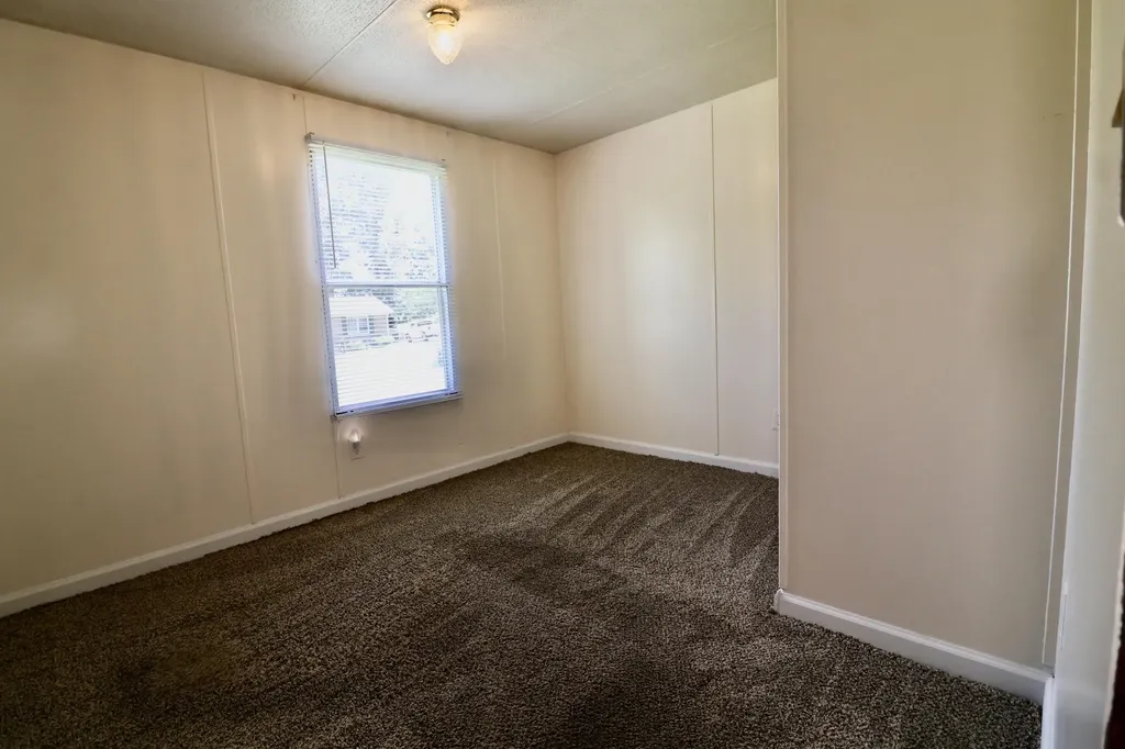 212 Virginia Circle Cadiz KY 42211