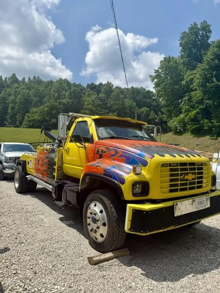 3040 U.s. 460 Frenchburg KY 40322