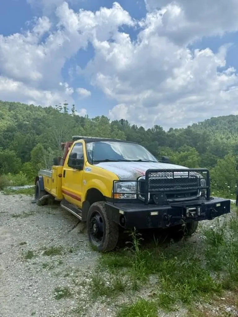 3040 U.s. 460 Frenchburg KY 40322