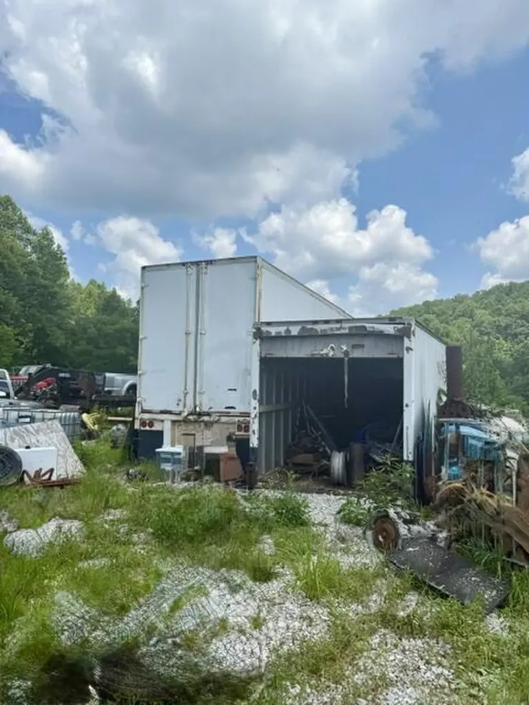 3040 U.s. 460 Frenchburg KY 40322