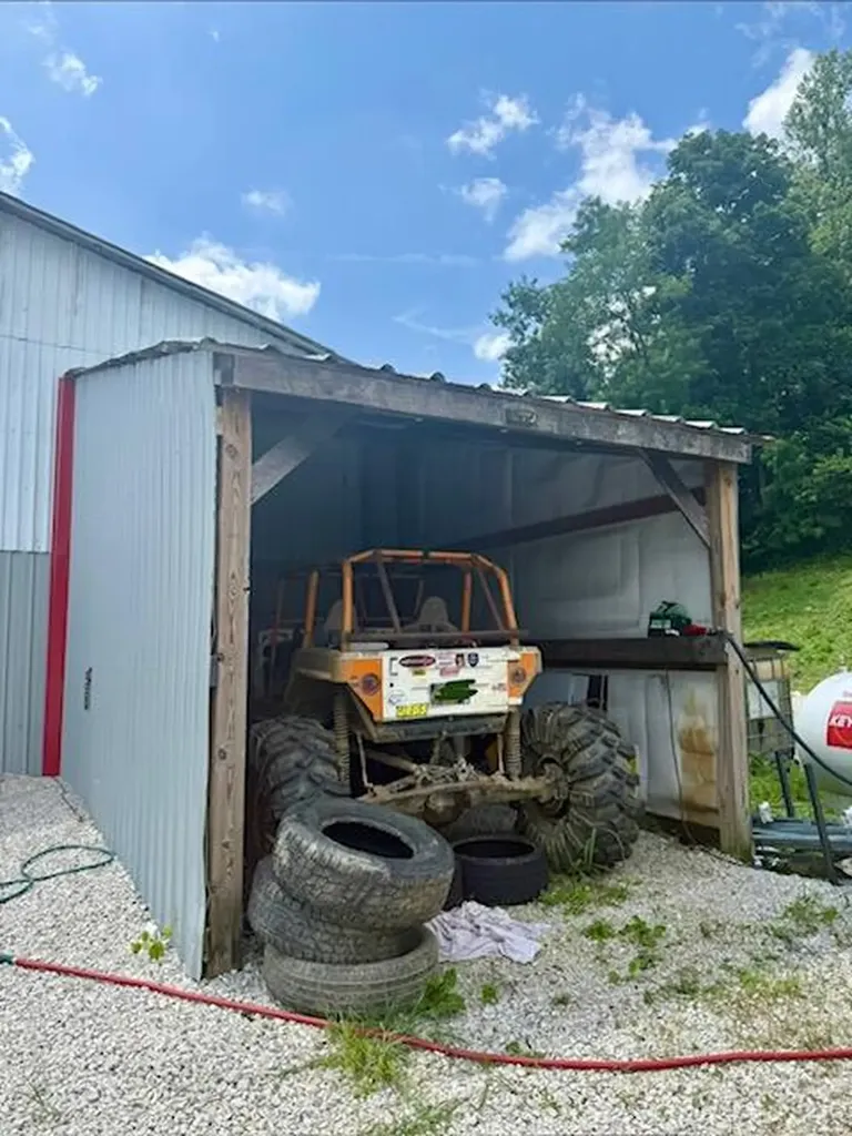 3040 U.s. 460 Frenchburg KY 40322