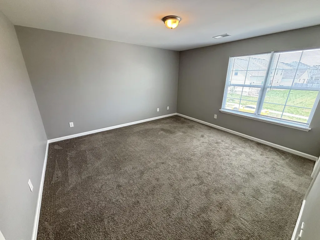 2436 Feathersound Way Lexington KY 40511