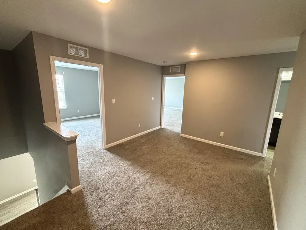 2436 Feathersound Way Lexington KY 40511