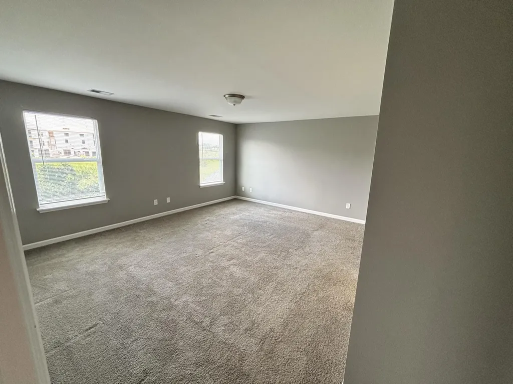 2436 Feathersound Way Lexington KY 40511