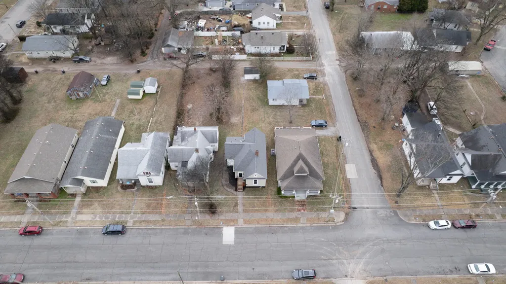 2014 Guthrie Avenue Paducah KY 42003