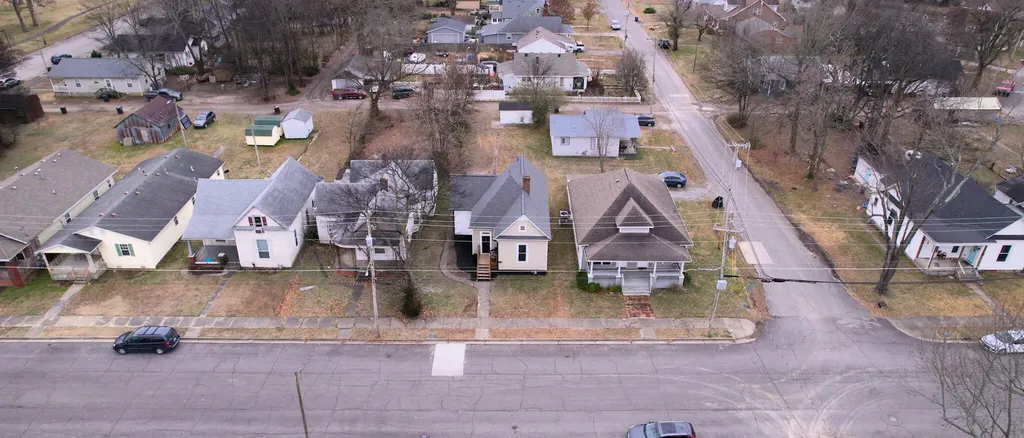 2014 Guthrie Avenue Paducah KY 42003