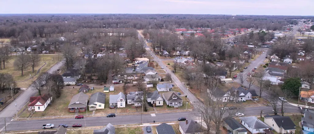 2014 Guthrie Avenue Paducah KY 42003