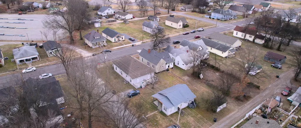 2014 Guthrie Avenue Paducah KY 42003