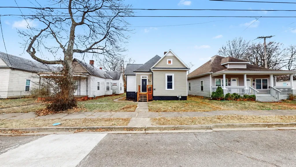 2014 Guthrie Avenue Paducah KY 42003