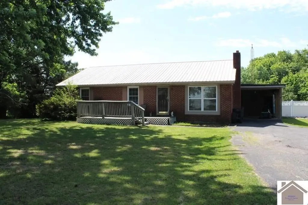3245 Kentucky 58 Mayfield KY 42066