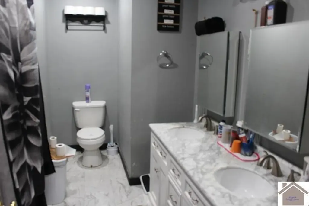 3245 Kentucky 58 Mayfield KY 42066