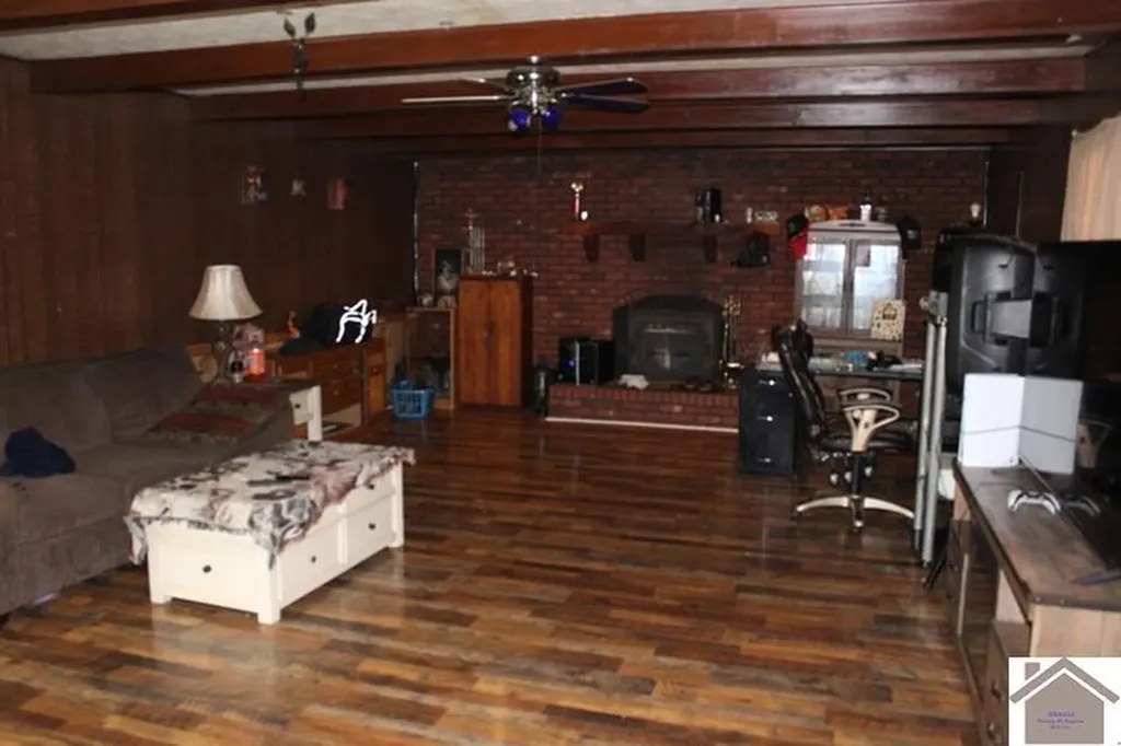 3245 Kentucky 58 Mayfield KY 42066