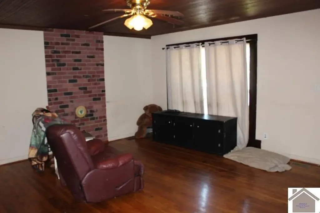 3245 Kentucky 58 Mayfield KY 42066