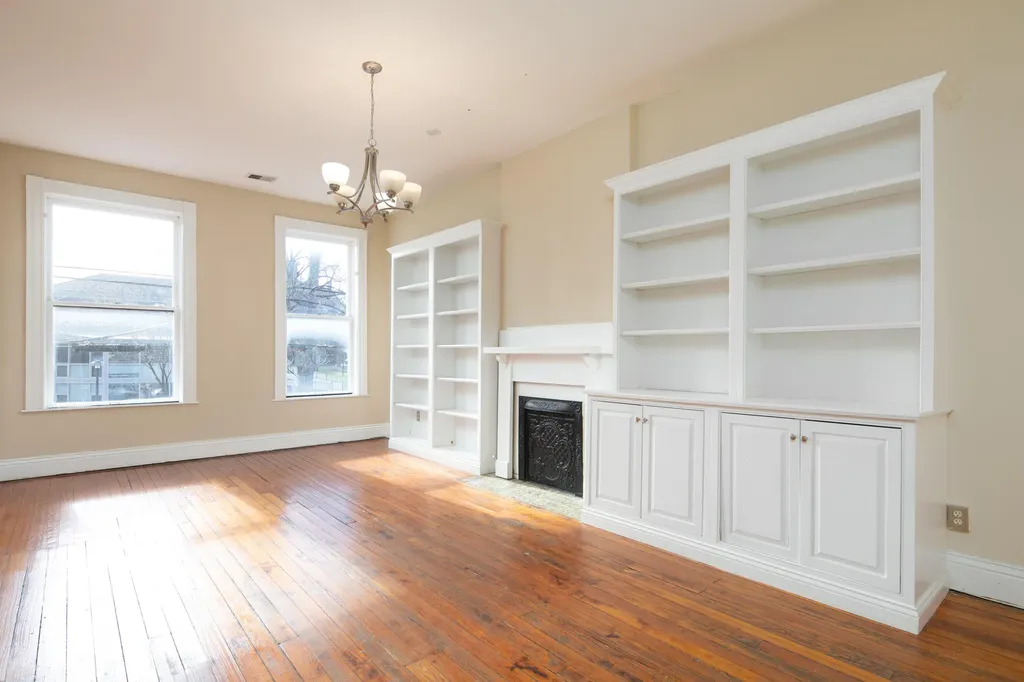 211 N Limestone Street Lexington KY 40507