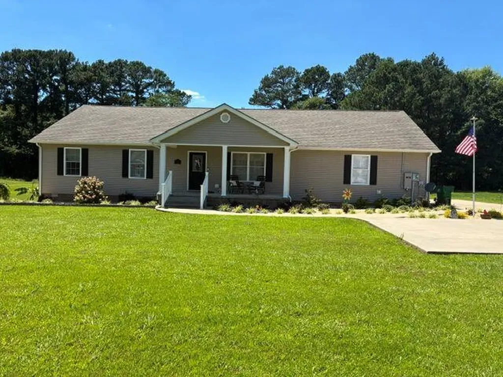 83 Caleb Drive Mayfield KY 42066