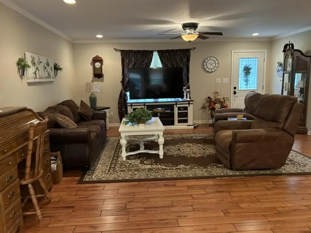 83 Caleb Drive Mayfield KY 42066