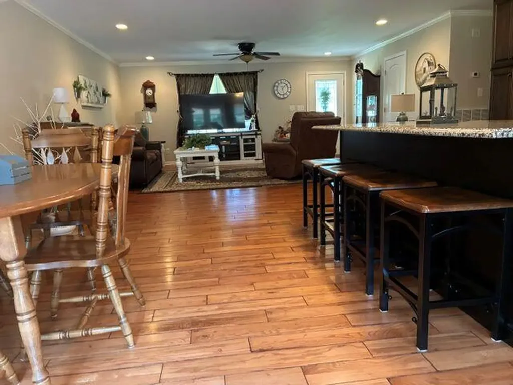 83 Caleb Drive Mayfield KY 42066