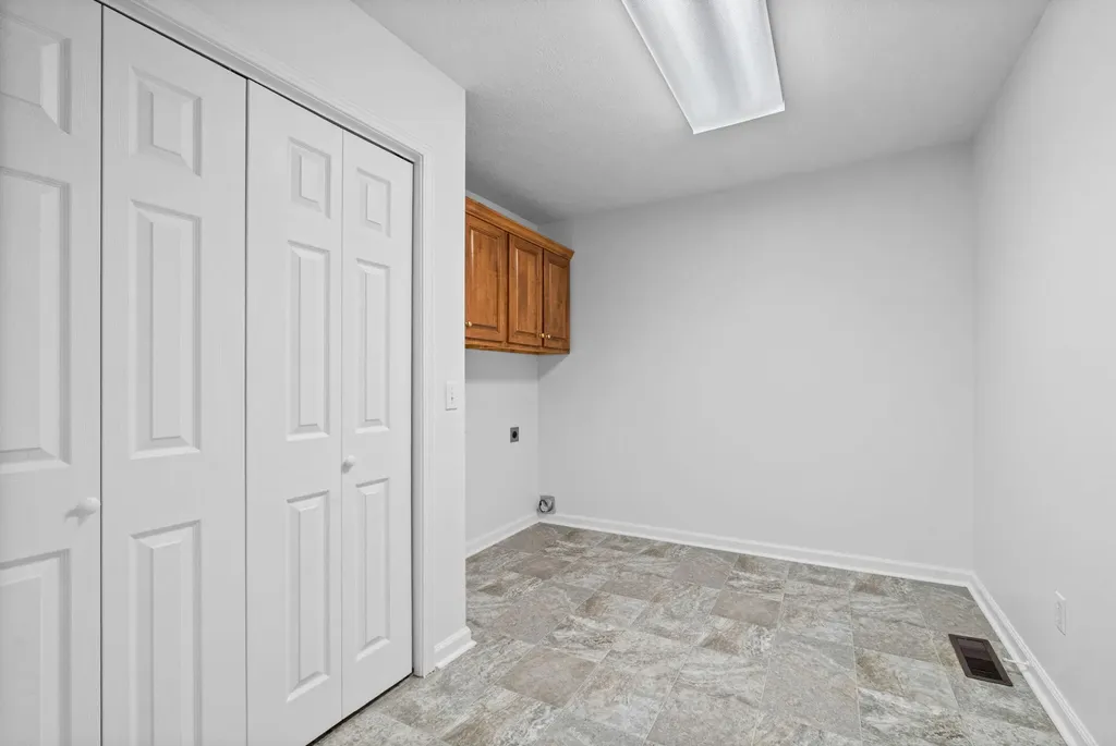310 Chasity Drive Cadiz KY 42211