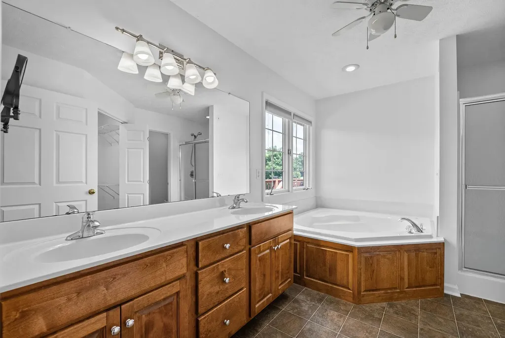 310 Chasity Drive Cadiz KY 42211