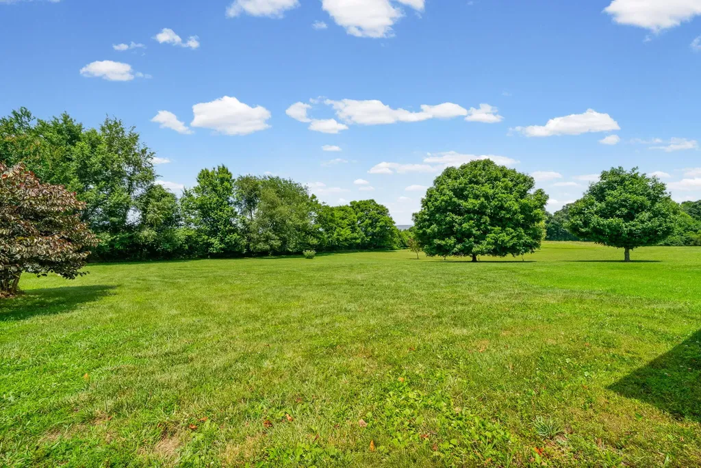 310 Chasity Drive Cadiz KY 42211