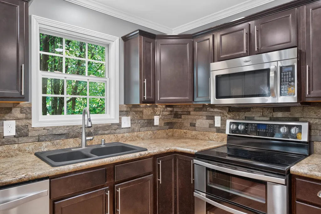 2013 Drummond Drive Lexington KY 40511