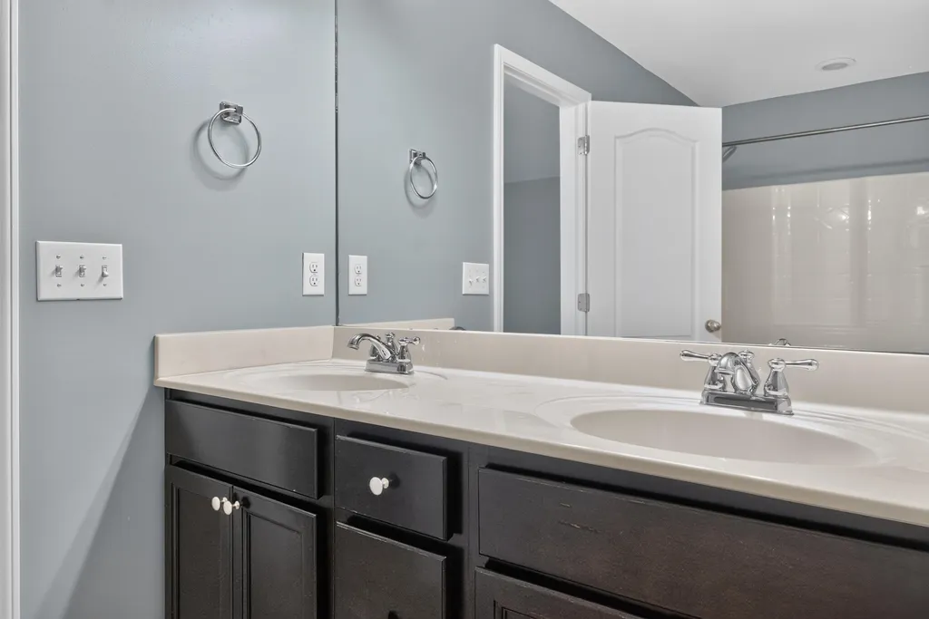 2013 Drummond Drive Lexington KY 40511