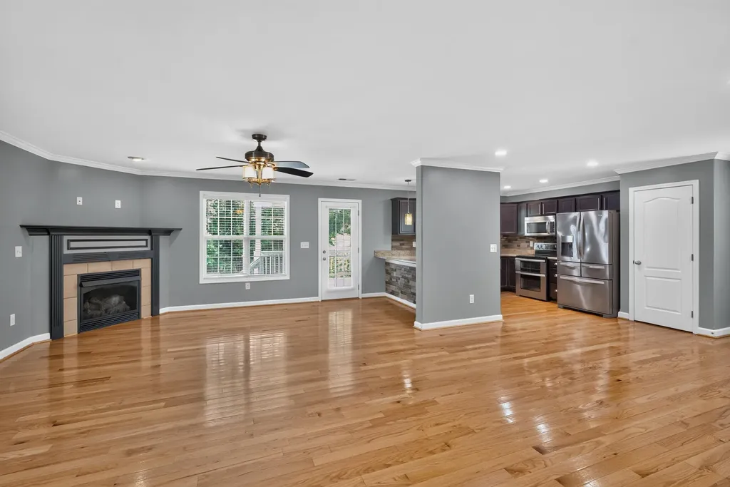 2013 Drummond Drive Lexington KY 40511