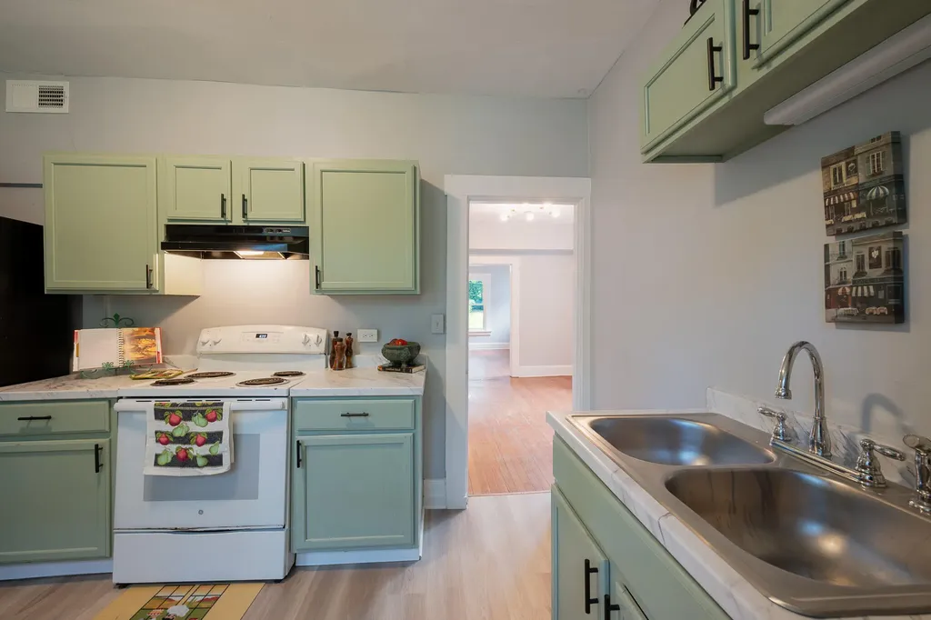 151 Suburban Court Lexington KY 40503