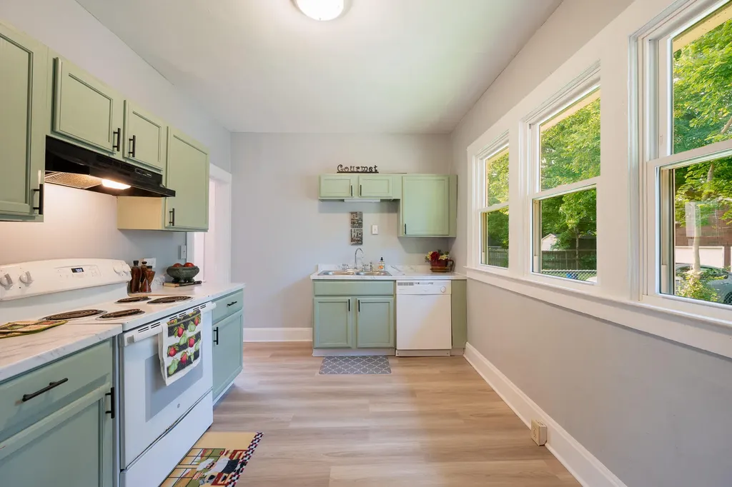 151 Suburban Court Lexington KY 40503