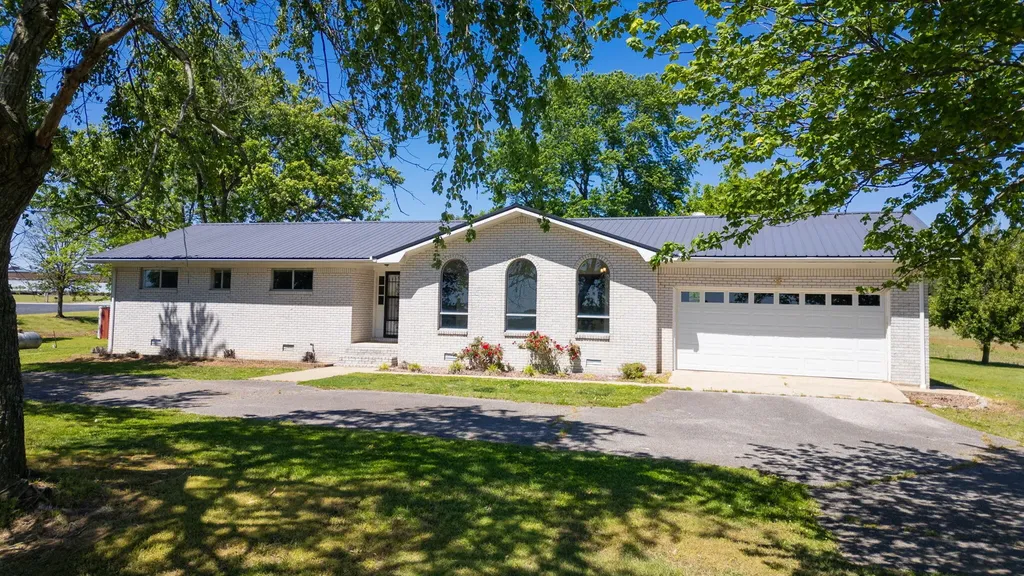 760 State Route 83 Mayfield KY 42066