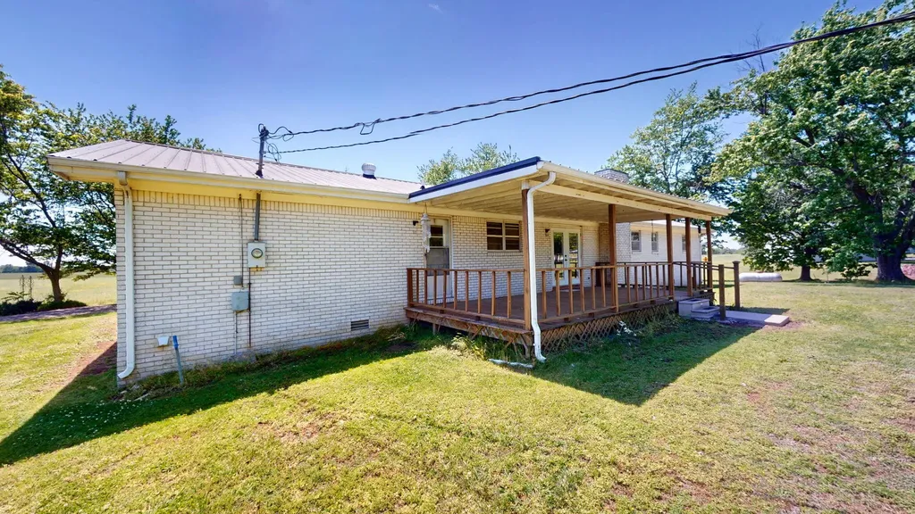 760 State Route 83 Mayfield KY 42066