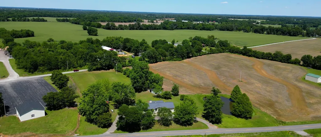 760 State Route 83 Mayfield KY 42066