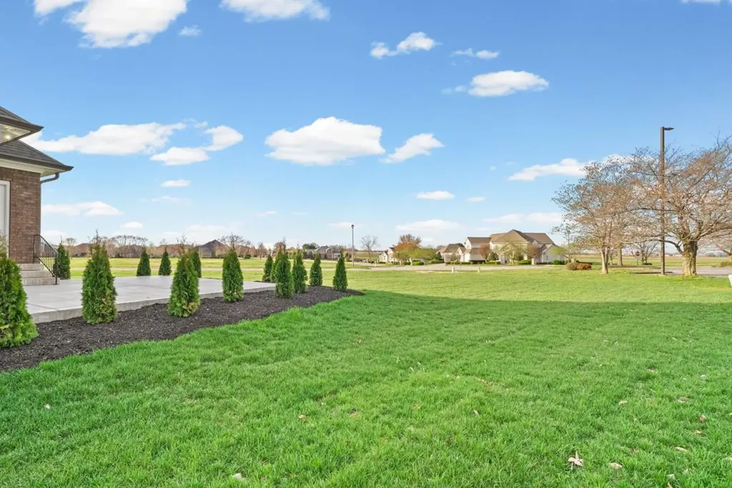 125 Pemberton Place Hopkinsville KY 42240