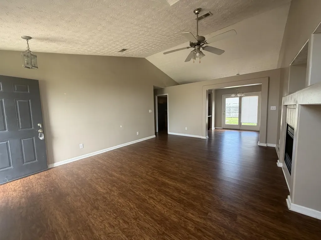 115 La Costa Drive Georgetown KY 40324