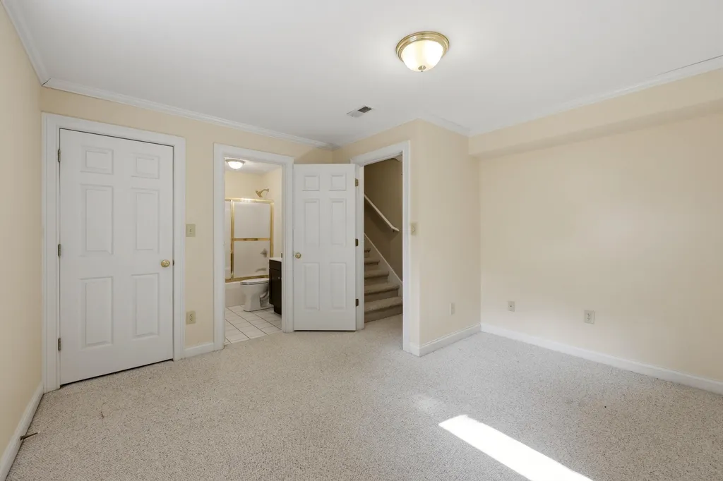 2616 Lyter Court Lexington KY 40513