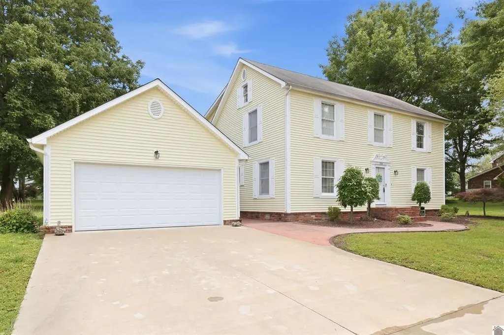 1524 Bellemeade Drive Mayfield KY 42066
