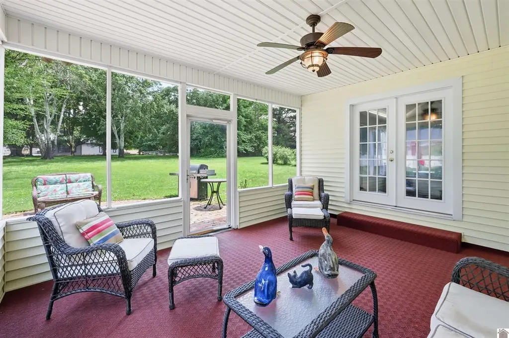 1524 Bellemeade Drive Mayfield KY 42066