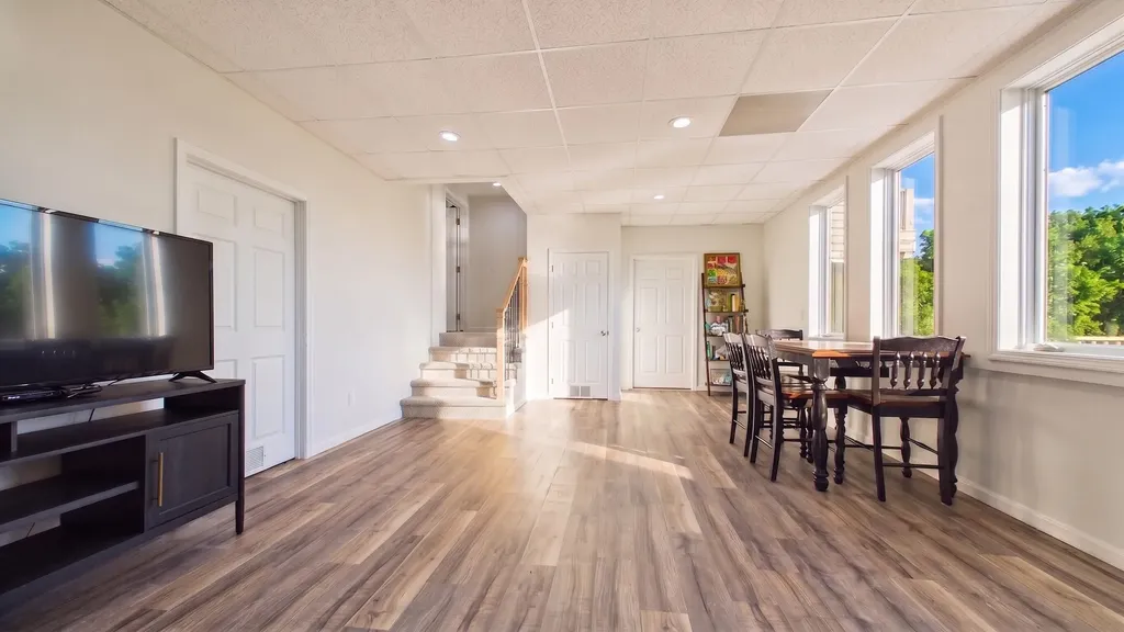 346 Deer Run Road Eddyville KY 42038
